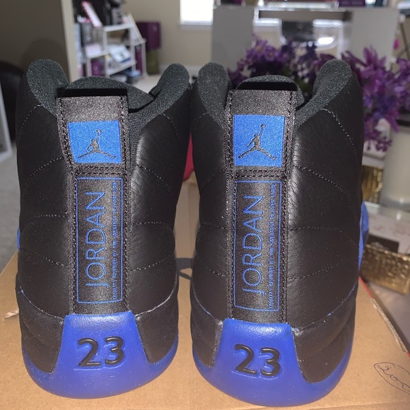 Air Jordan 12 Retro - Picture 3 of 4